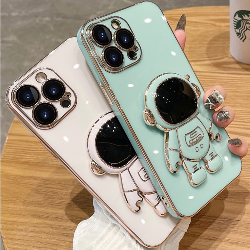iPhone Case with Astronaut Shaped Stand - Tortoise - Picture 7 of 9